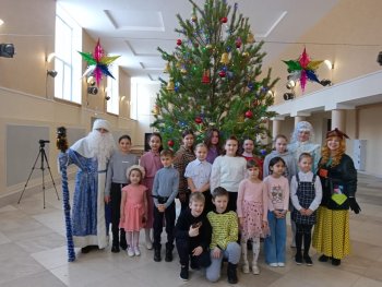 В ЗИМНЕМ ЦАРСТВЕ, МОРОЗНОМ ГОСУДАРСТВЕ