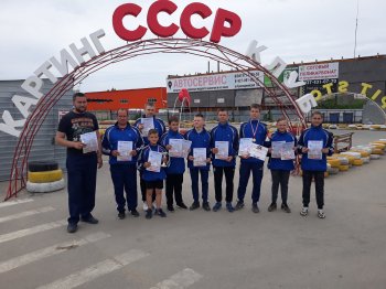 СОРЕВНОВАНИЯ КАРТИНГИСТОВ