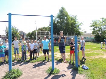 СОСТЯЗАНИЯ ПО ТРОЕБОРЬЮ